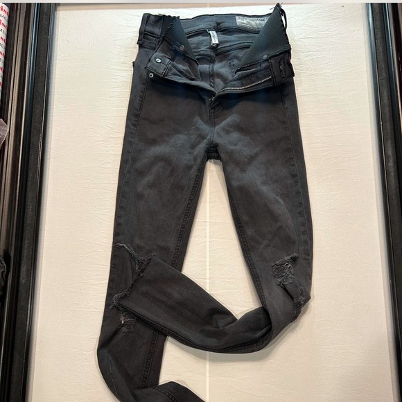 Rag & Bone Jeans - Picture 1 of 2